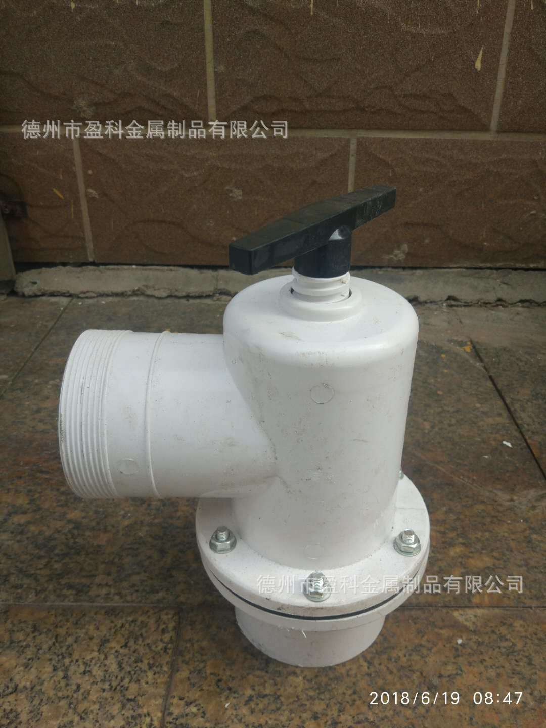 110白色pvc出水口农田灌溉出水口给水栓,硅塑保户桶