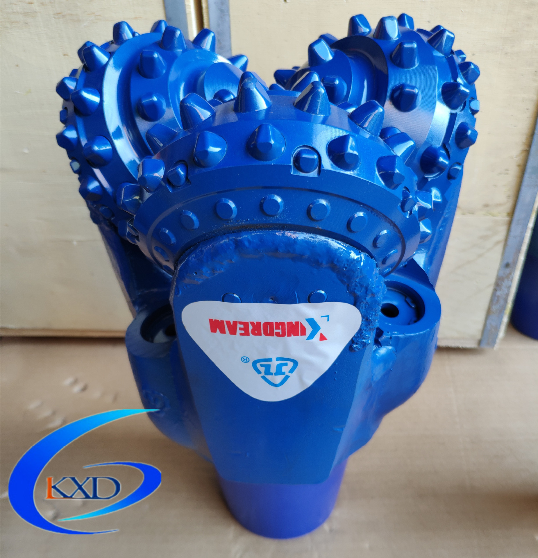 生产三牙轮钻头水井油井供应16406mm镶齿牙轮钻头