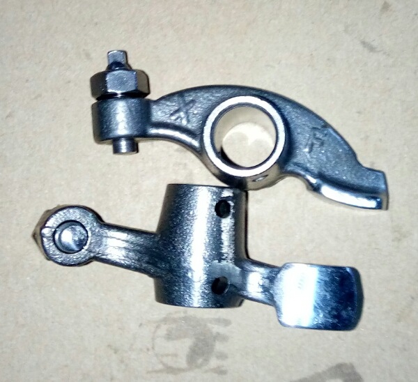 摩托车 发动机 cg-125 下摇臂 摇臂总成