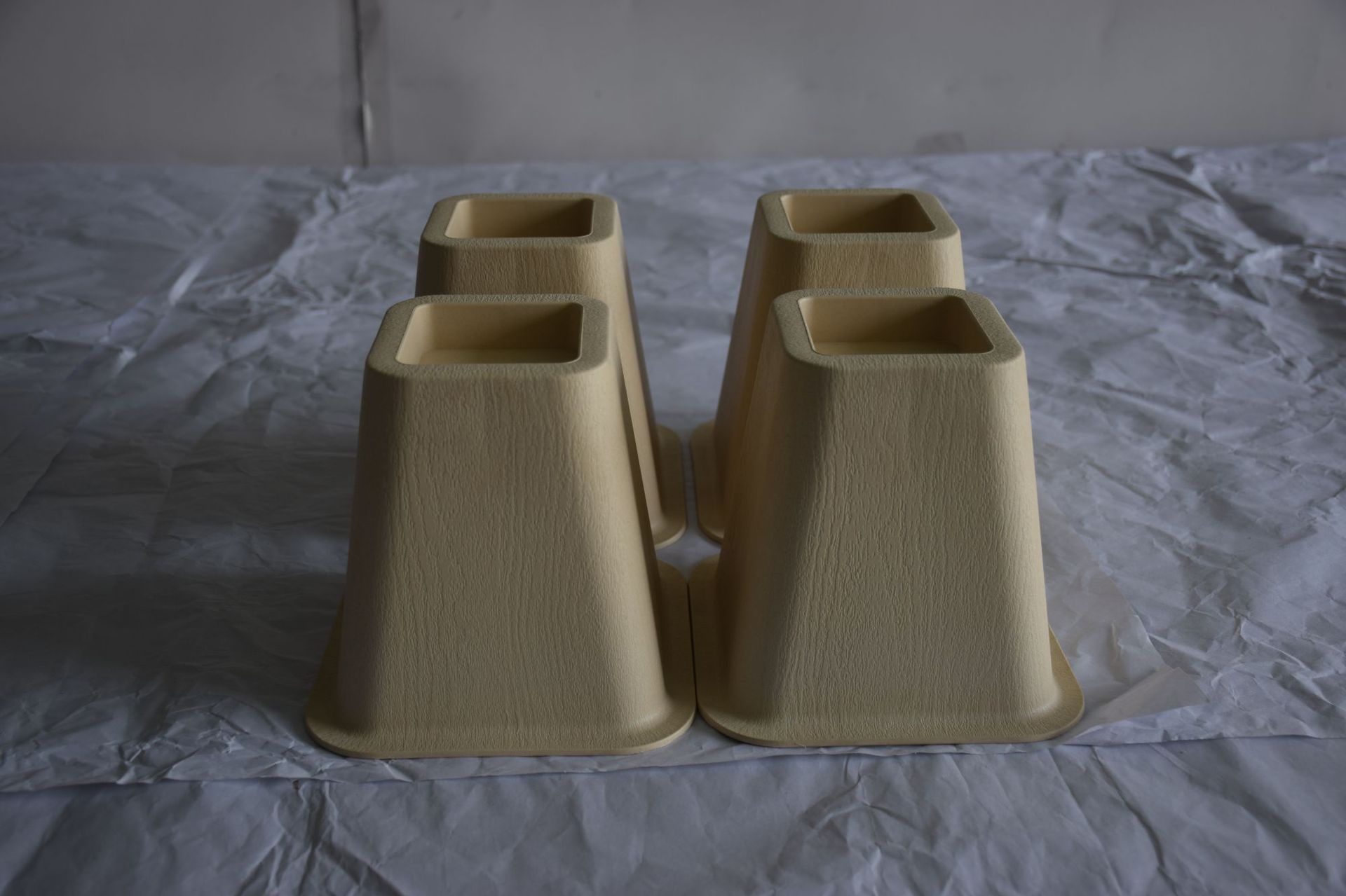 新材料6英寸方增高床脚垫桌脚柜脚沙发脚家具脚垫创新引领市场