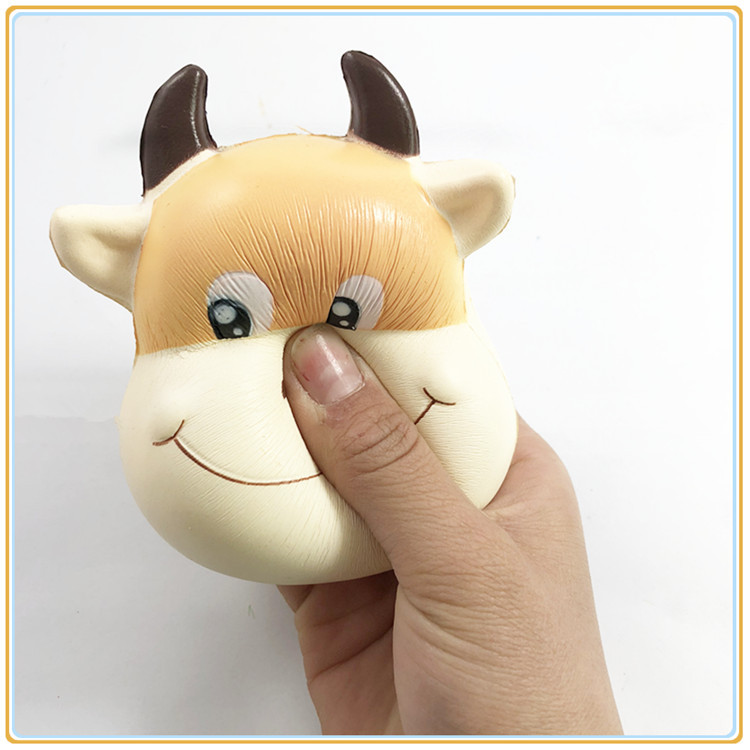 慢回弹squishy新品 pu仿真大牛头挂件 解压玩具摄影工艺品批发
