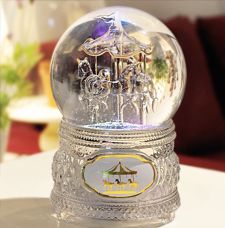 发光旋转木马水晶球音乐盒创意圣诞礼品生日礼物送女友八音盒