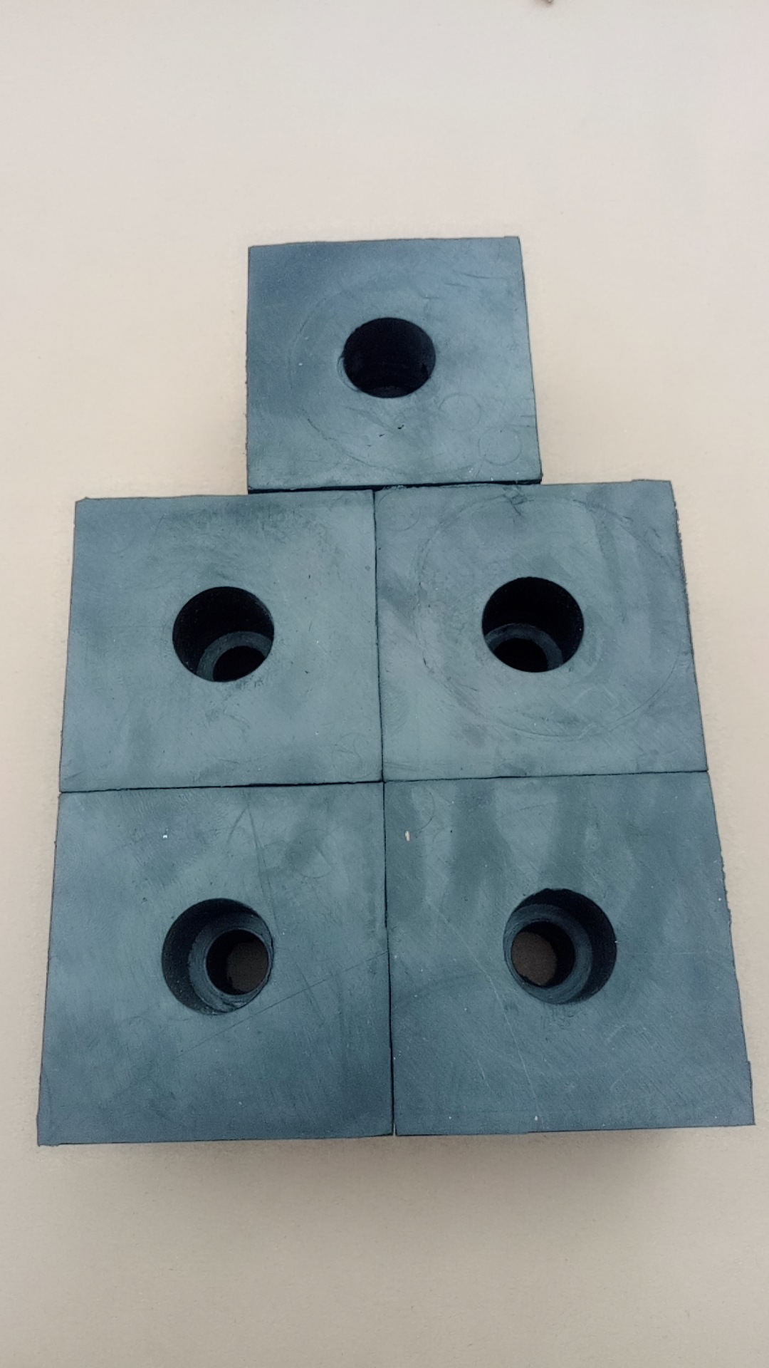 厂家定制减震橡胶块 工程防震橡胶垫 缓冲抗震耐磨橡胶块