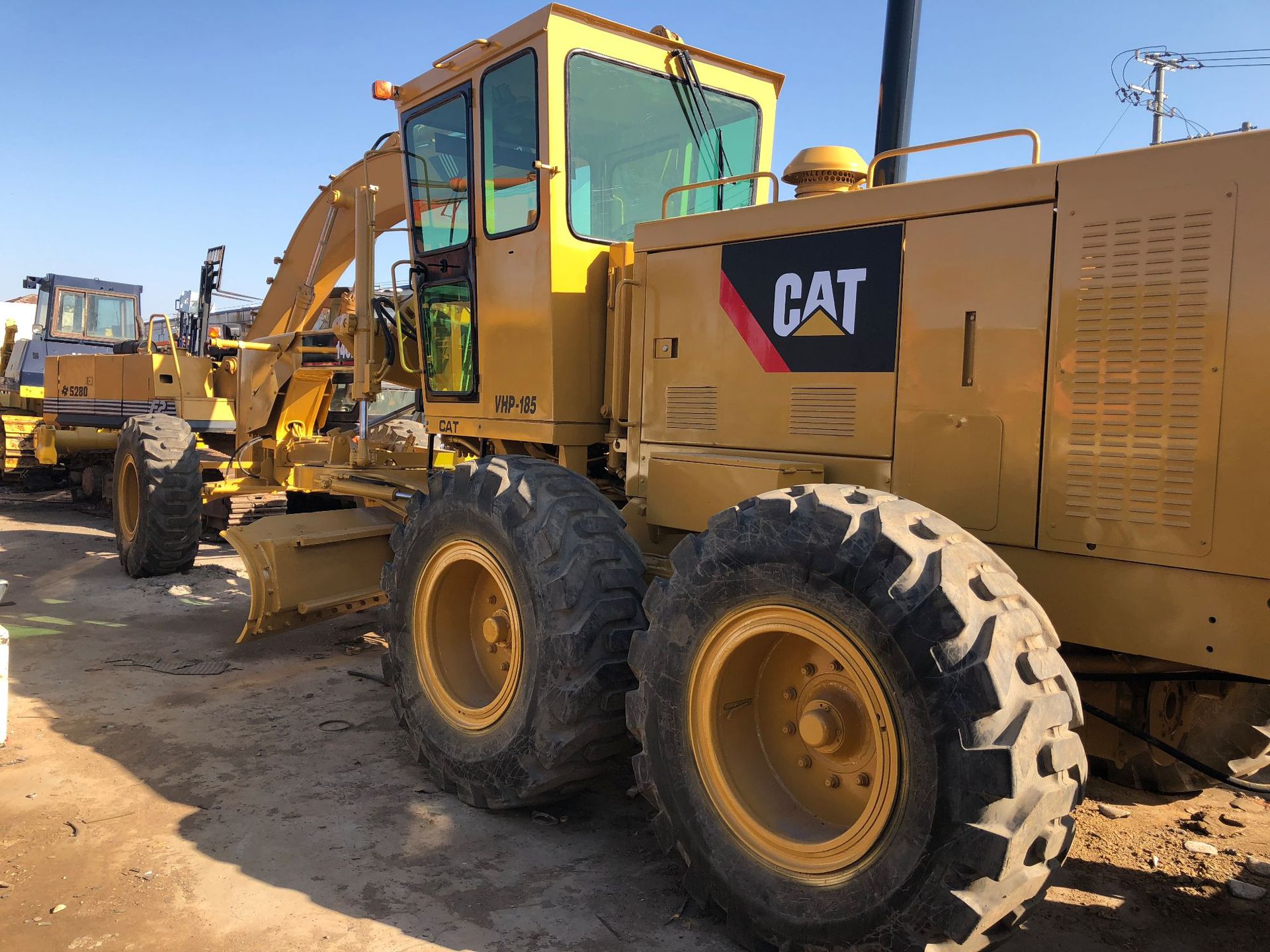 caterpillar卡特140h平地机出售