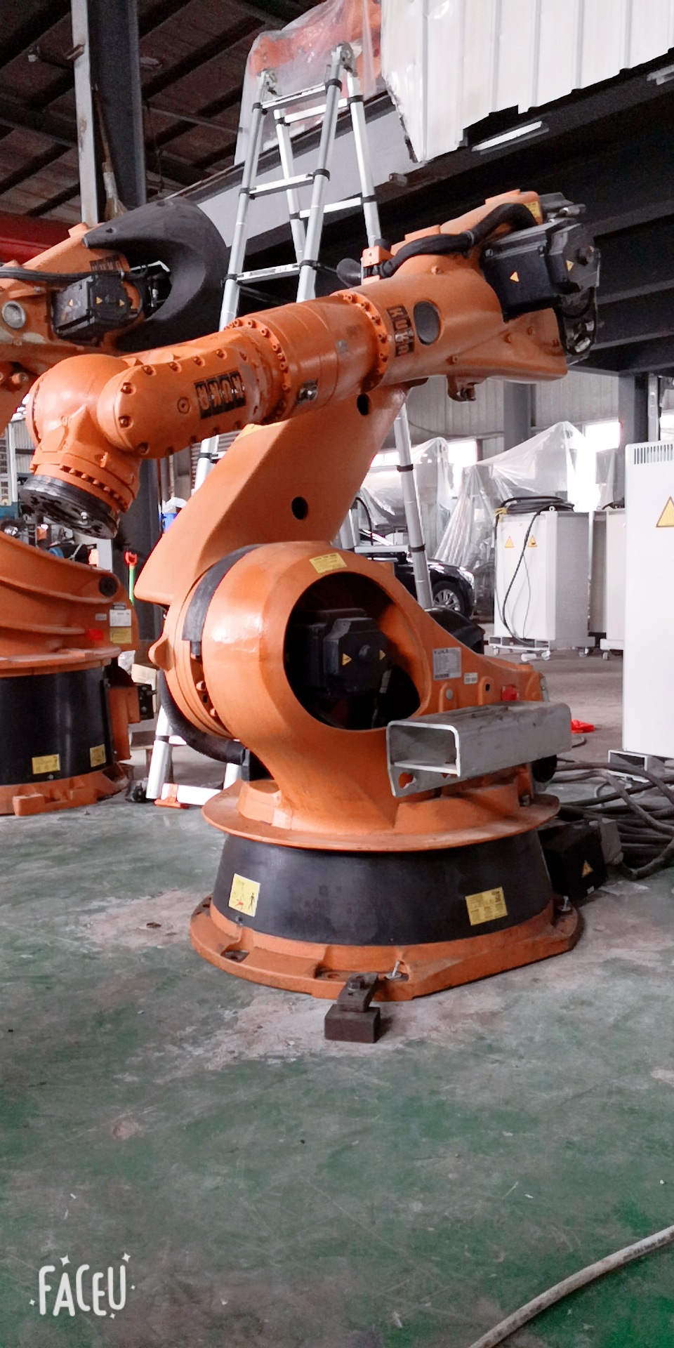 出售二手机器人工业机器人库卡六轴机器人vkr150vkr180