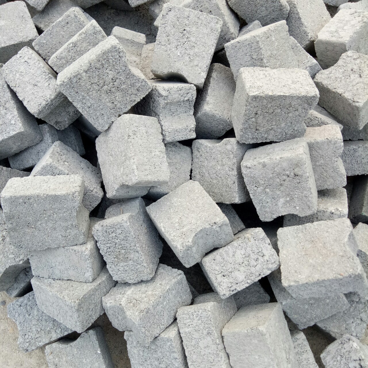 水泥垫块 2公分水泥垫块 机制垫块 板垫块 广州水泥垫块