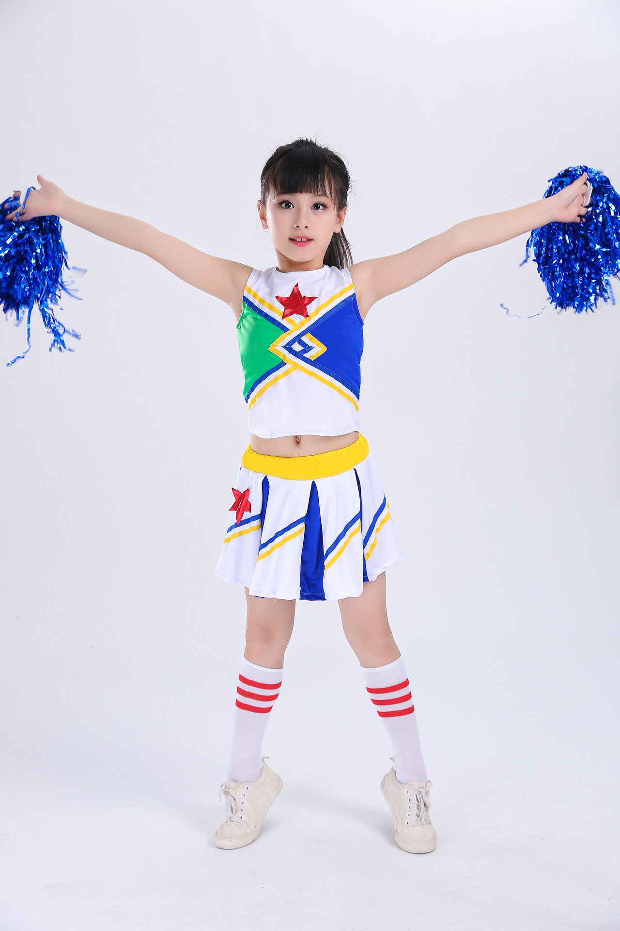 啦啦队服装新款成人儿童团体健美操健身拉拉操中小学生比赛演出服