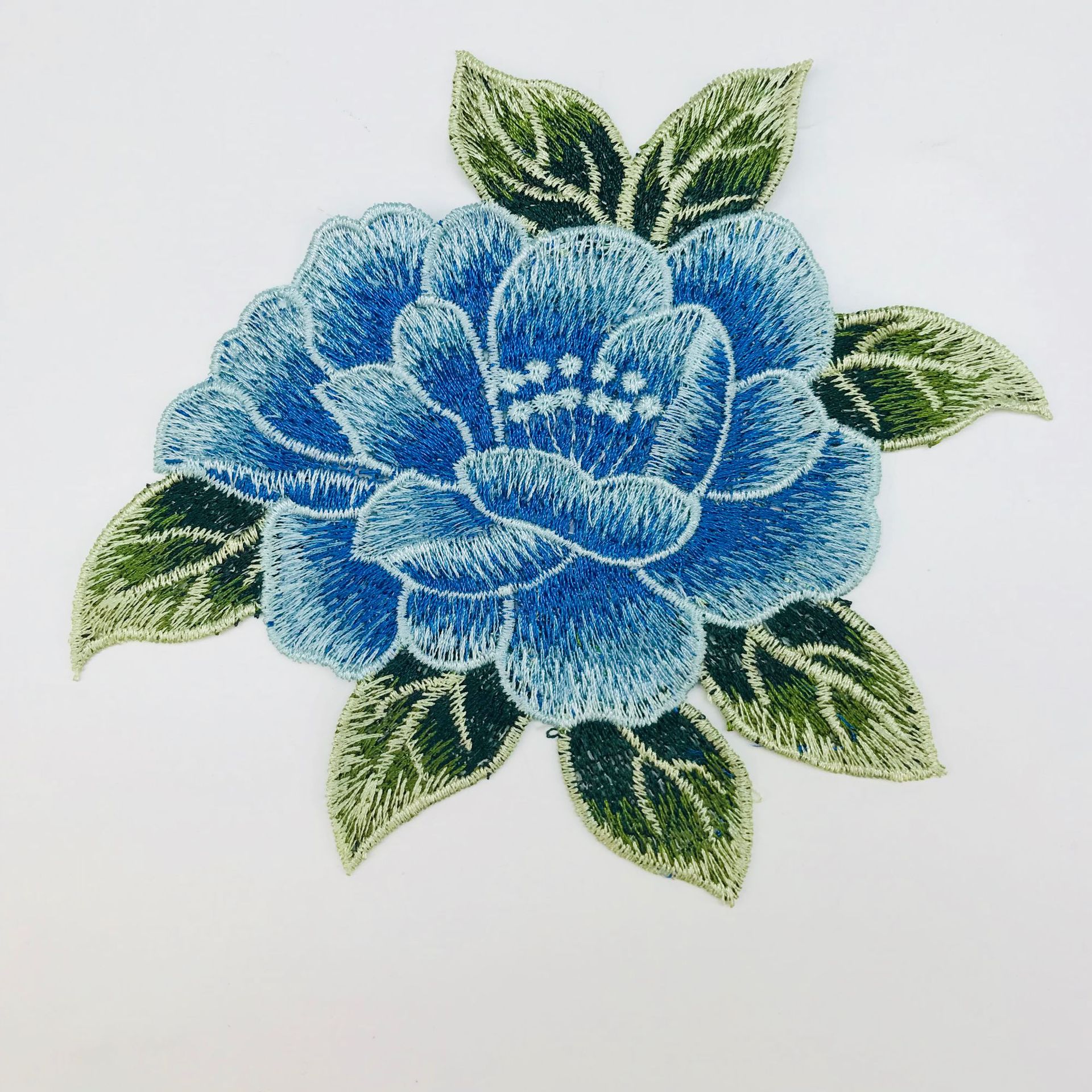 现货 牡丹花刺绣贴花 内衣服装辅料 水溶彩色领花 车缝贴花 批发