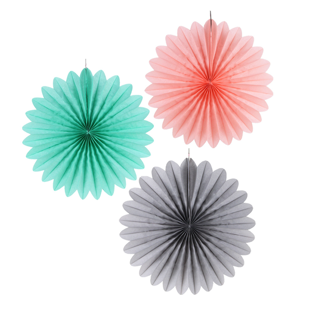 橱窗装饰纸扇花