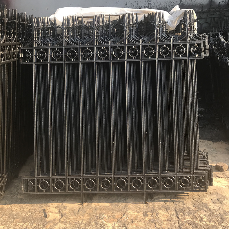 直销铸铁护栏厂区围栏围墙围挡铁艺栅栏铸铁护栏厂家货源