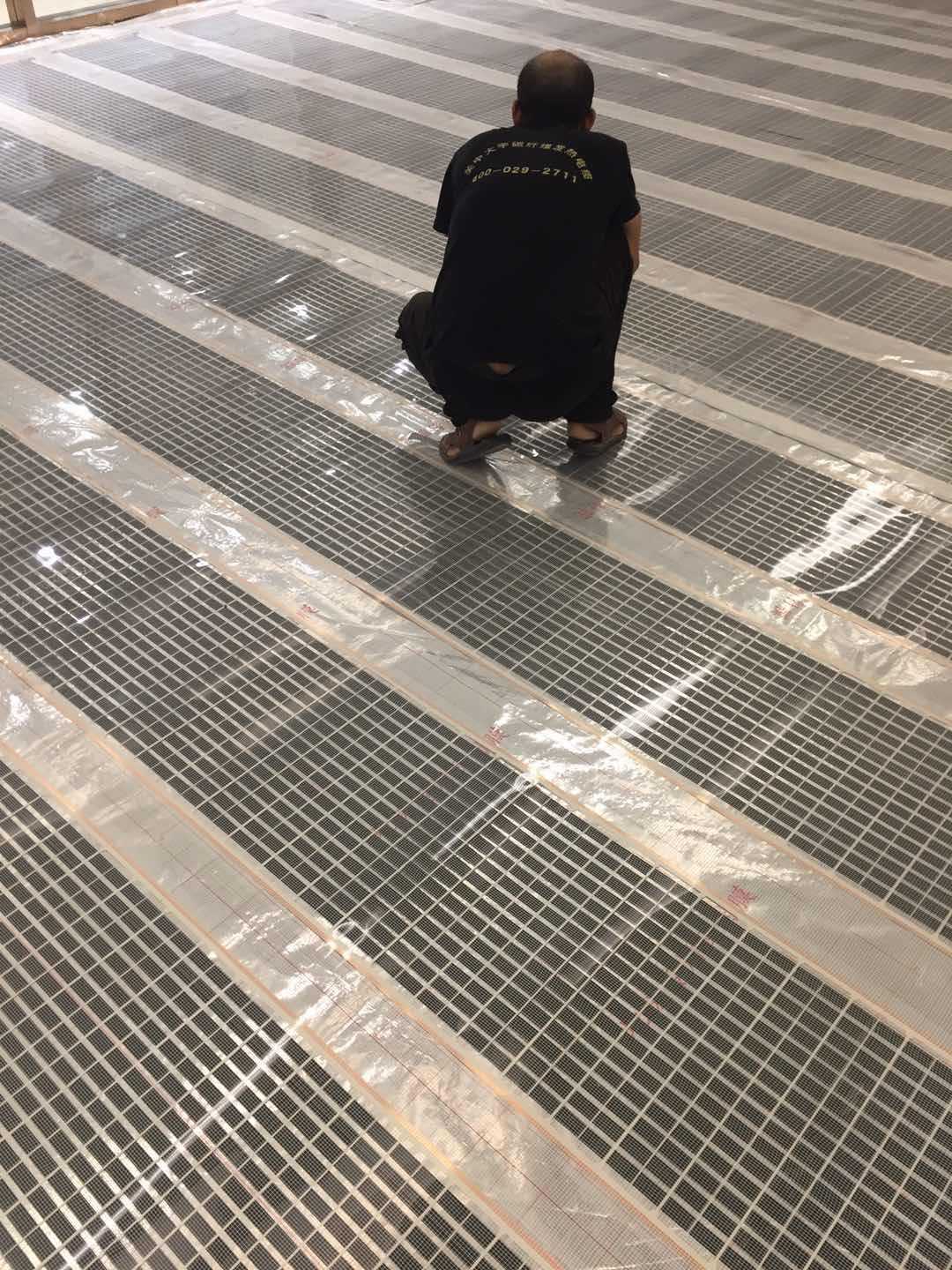 健身俱乐部电热膜施工完毕