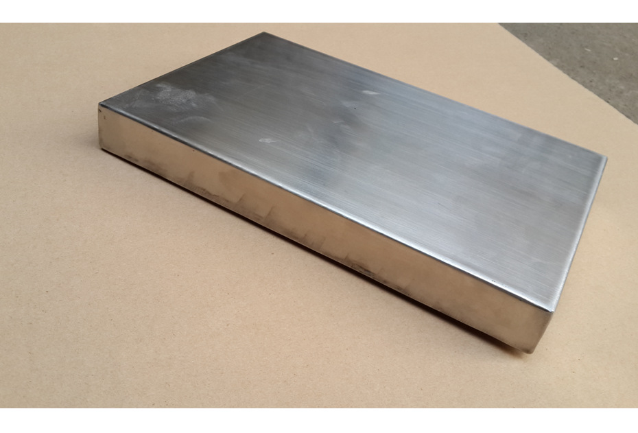 工厂直销订做强磁板厂家,不锈钢磁力板