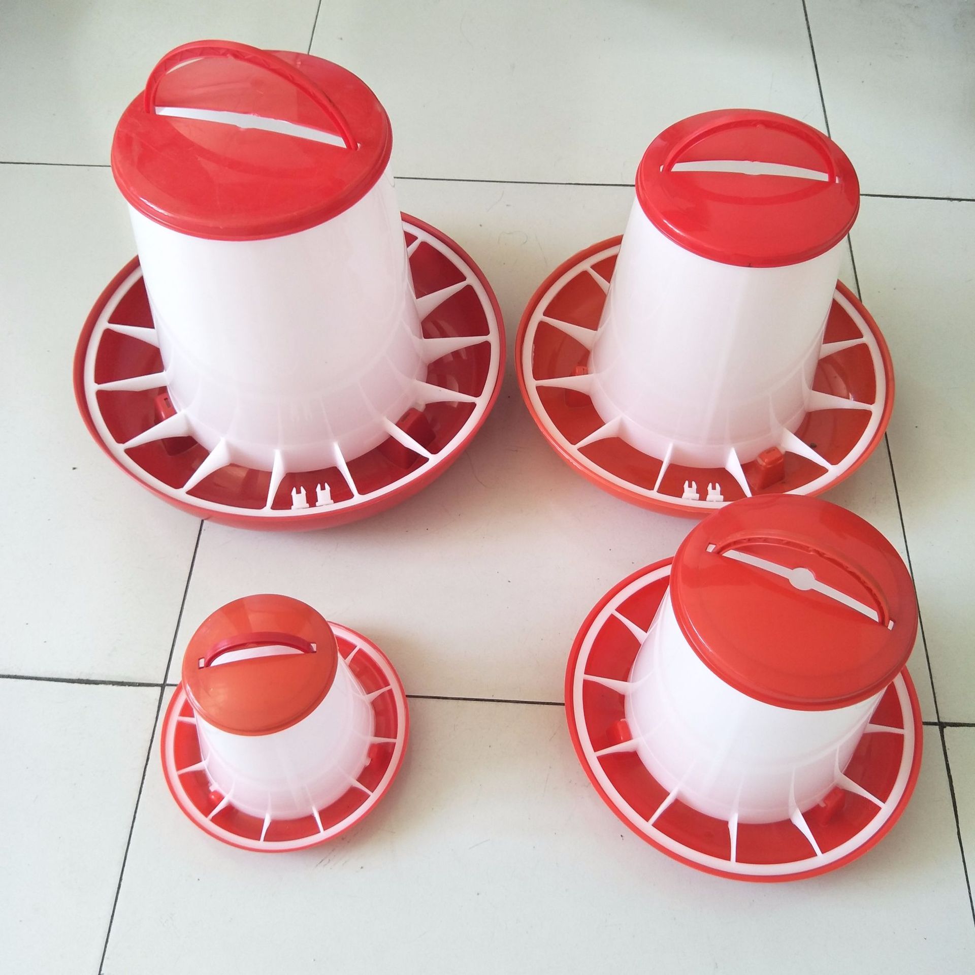 加厚款9kg 饲料桶 连网鸡用料桶 鸡喂料桶 喂鸡饲料桶 养鸡料桶