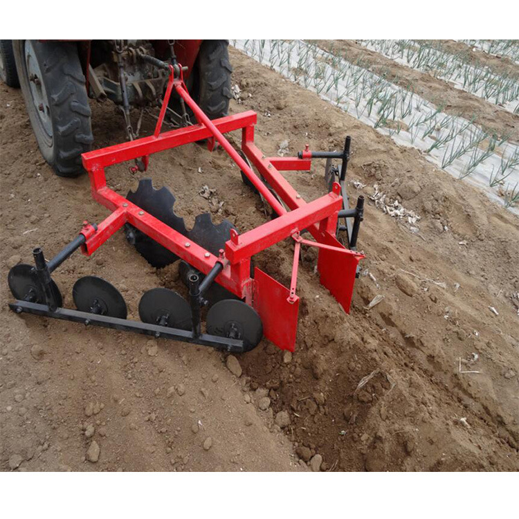 四轮拖拉机带动圆盘起垄机农用土壤筑梗机小麦地浇水垄墙扶垄机