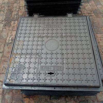 井盖厂家生产方形井盖700*700 批发电力 雨水 绿化球墨铸铁井盖