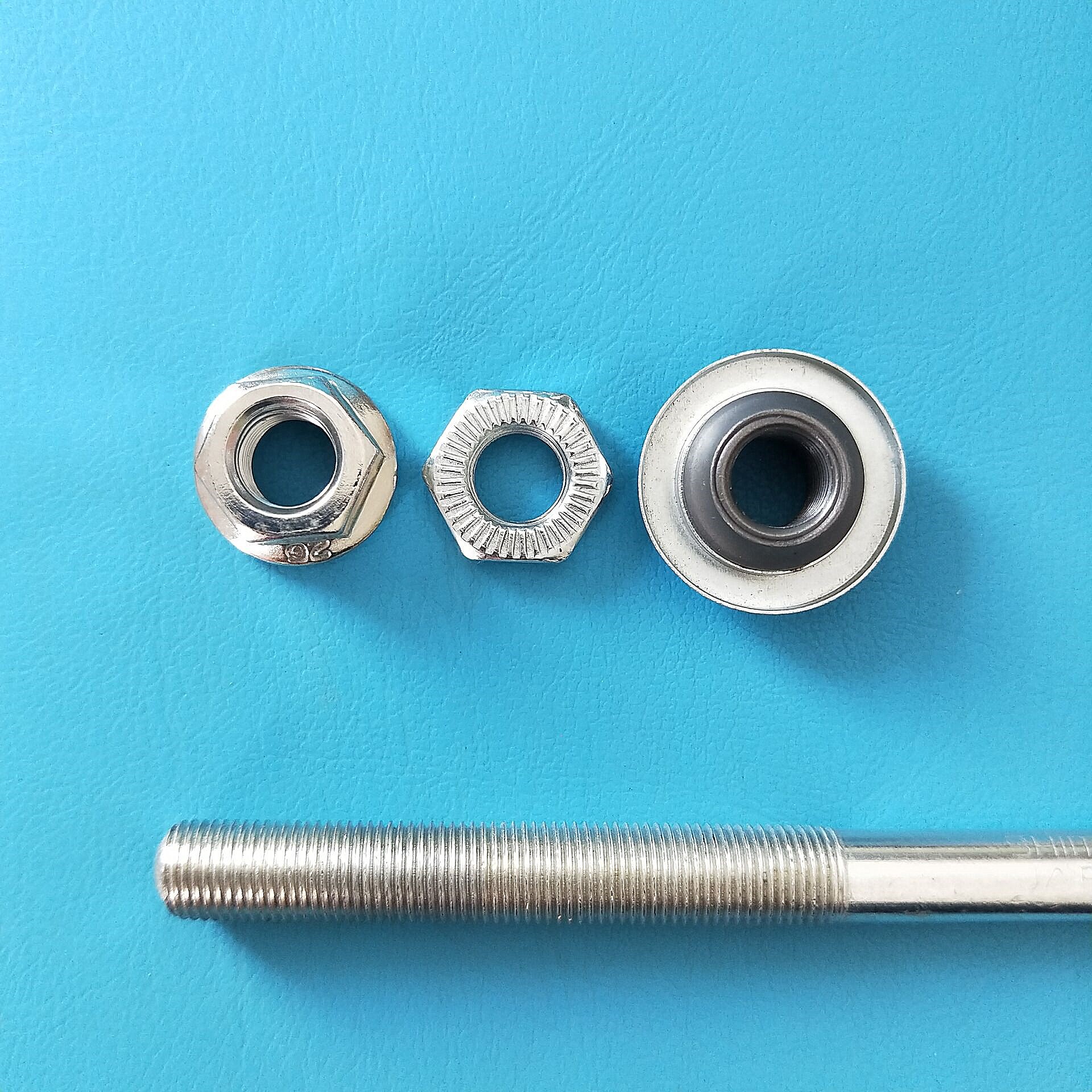 山地车实心轴自行车前后轴前后花鼓轴前后车轴实心轴配件高档车轴