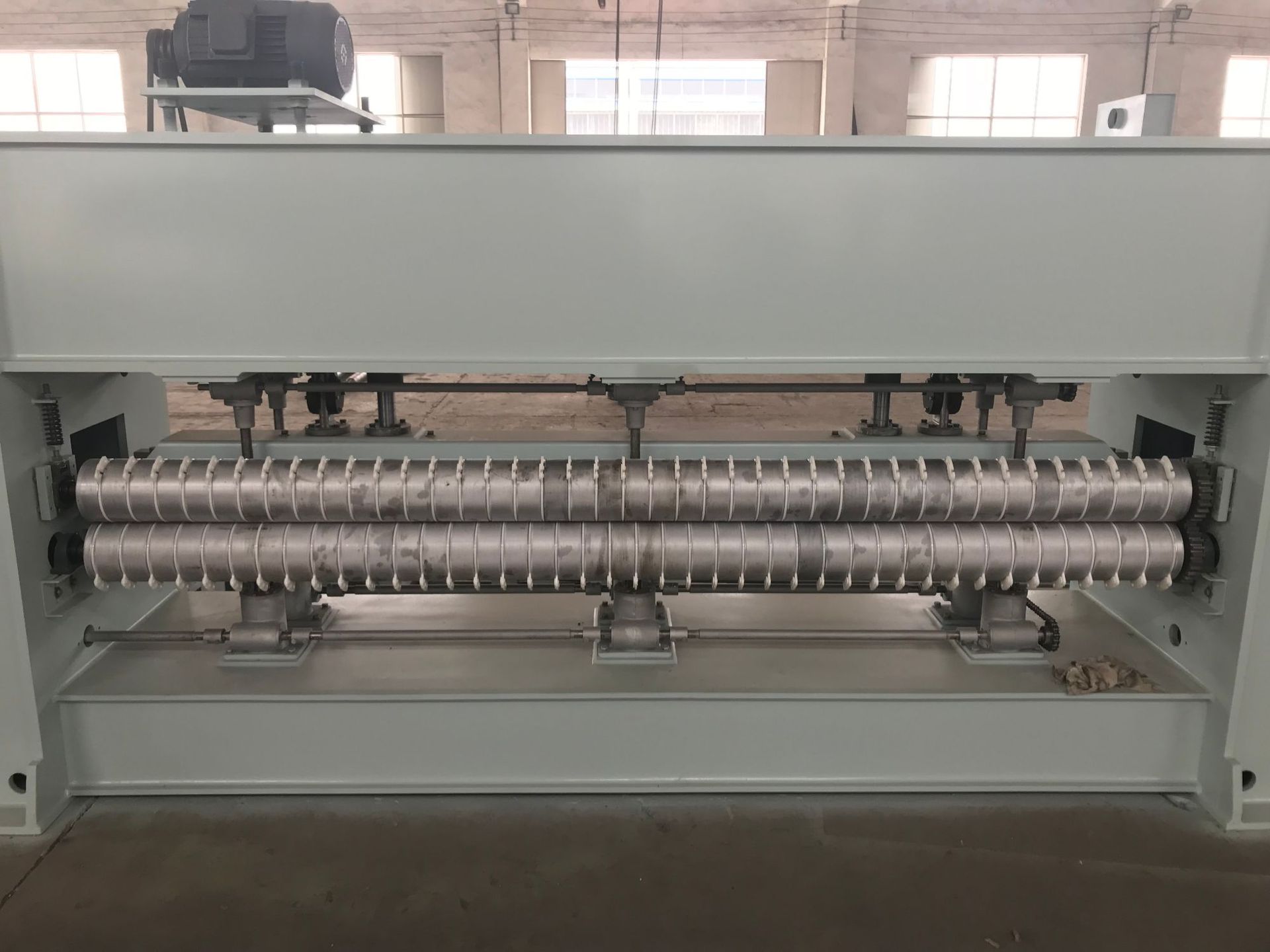 无纺布中速针刺机 定制各种宽幅针刺机