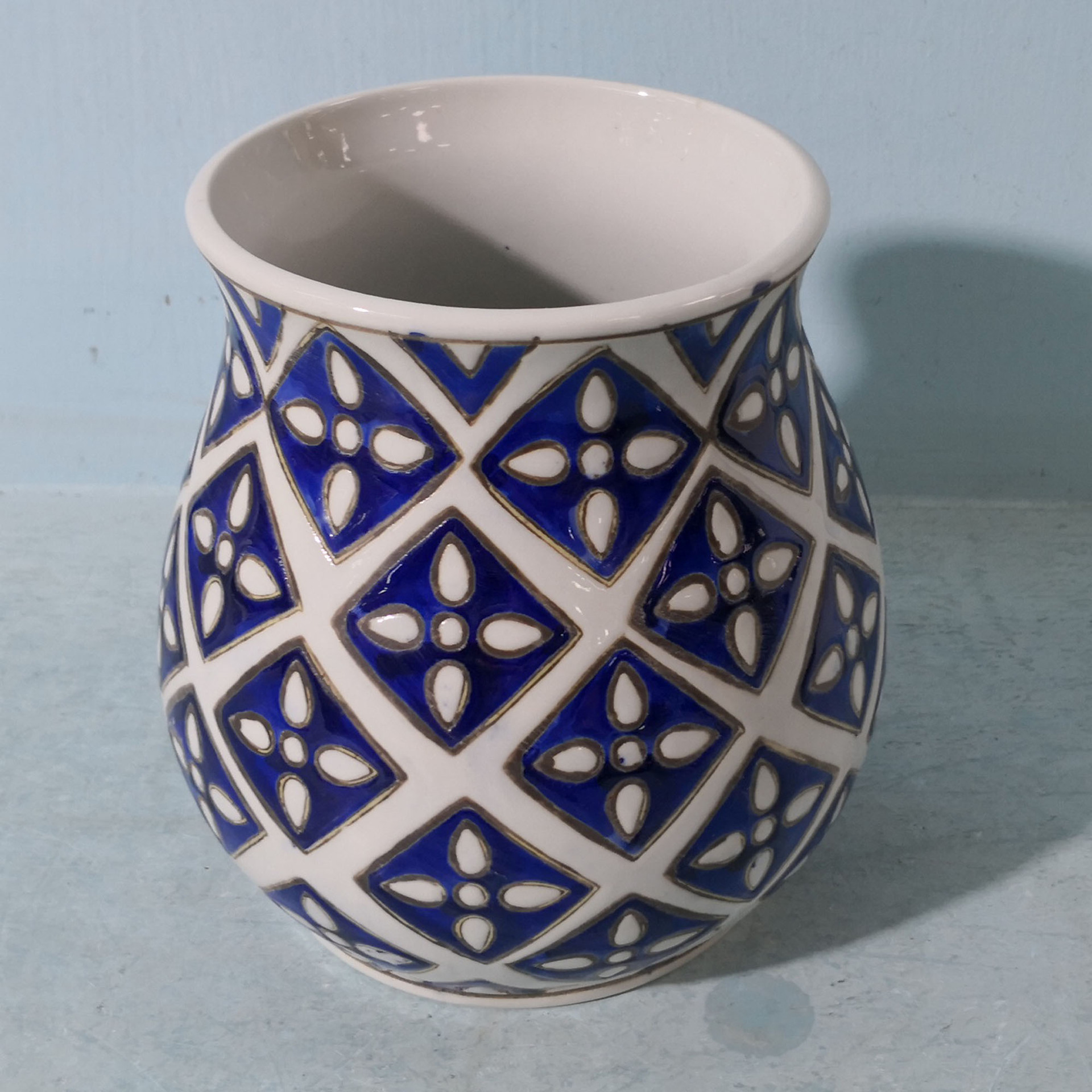 6"宽口形青花花瓶干花塑料仿真花瓶家居摆件高温釉下陶瓷16b605