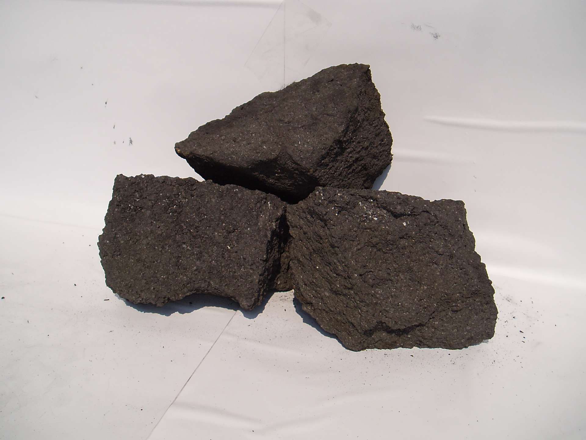 供应碳精(残阳极)铸造型焦 焦炭 炭块