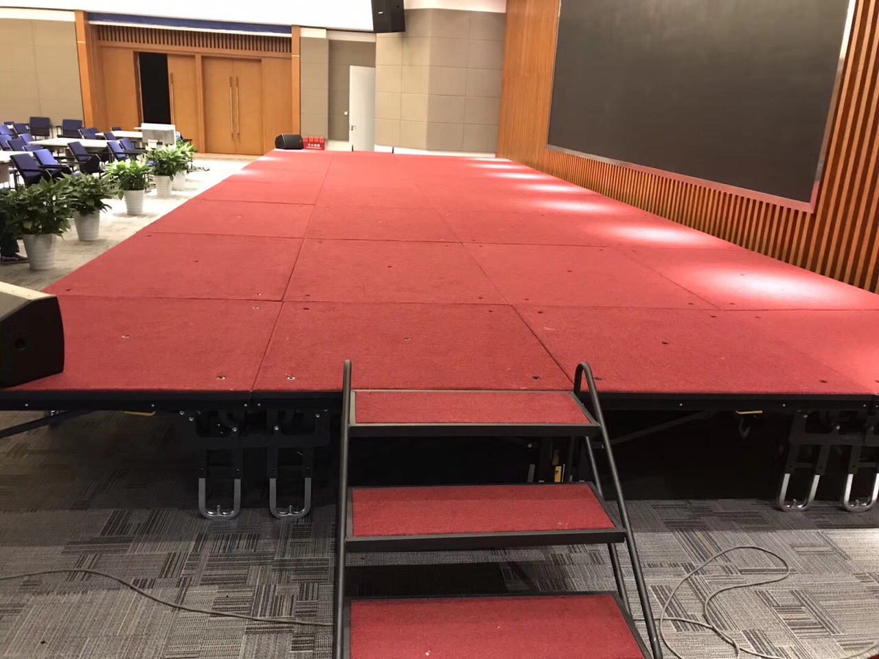 组合舞台升降舞台移动折叠舞台拼装活动舞台酒店婚庆折叠t台