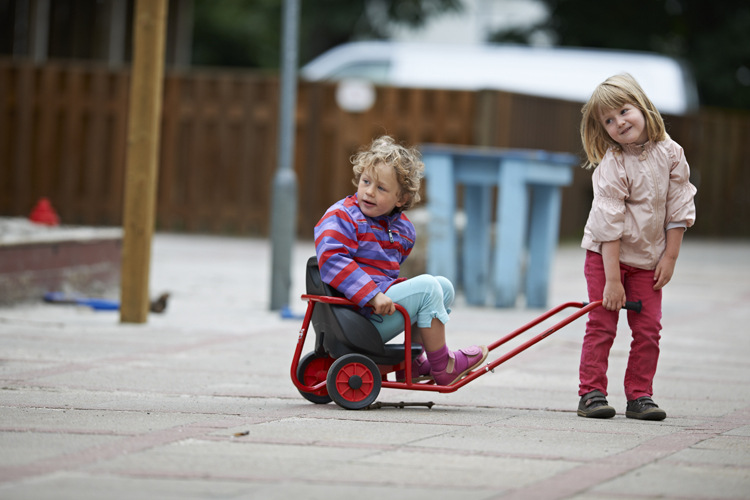 丹麦winther儿童人力车 过家家两轮拉车 黄包车幼儿园感统手拉车