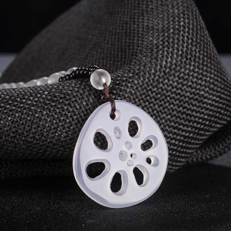 冰种玛瑙玉髓藕片吊坠路路通挂件七窍玲珑心玉坠 一件代发