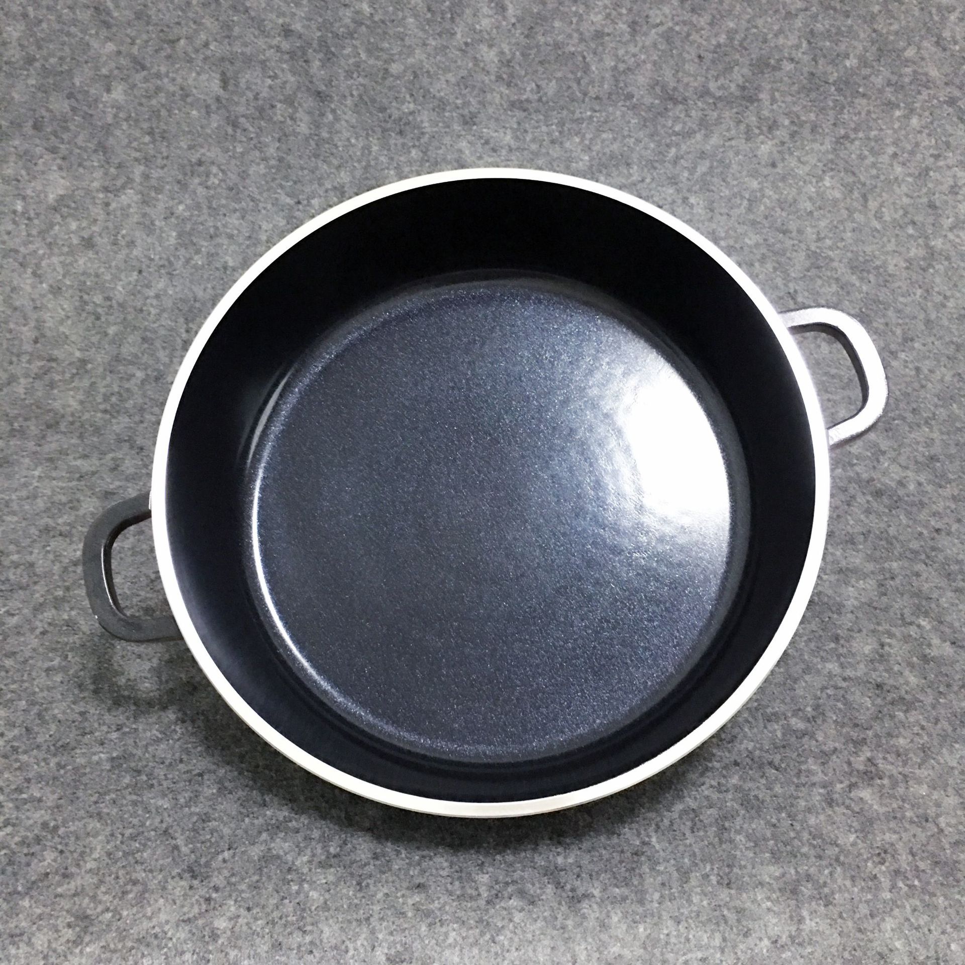 双耳复底韩式浅汤锅平底锅电磁炉通用韩式火锅不粘锅三汁焖锅炖锅