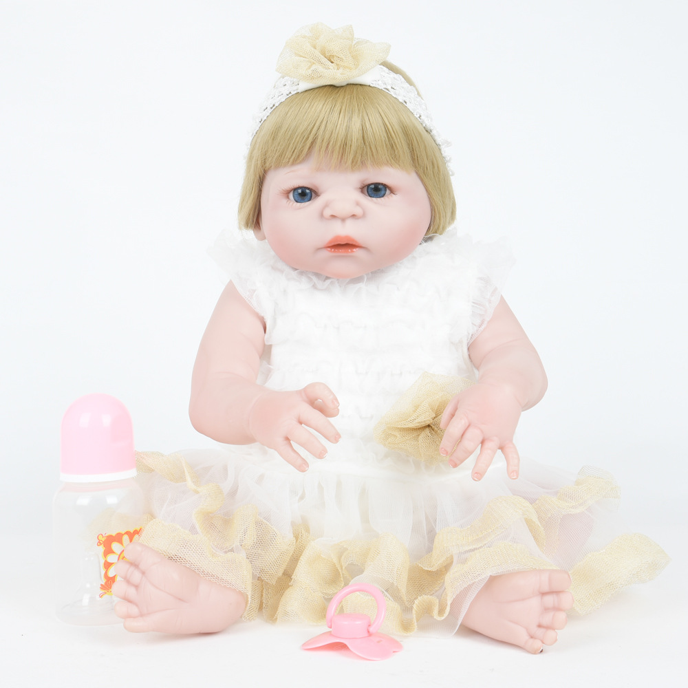 工厂批发仿真重生可入水洗澡娃娃套装裙装衣服欧美女孩洋娃娃换装