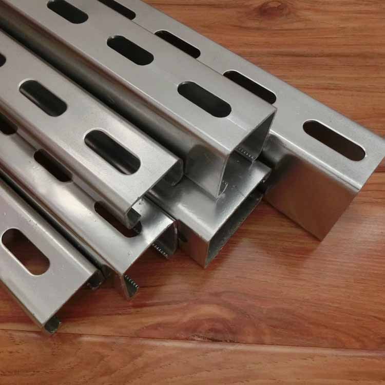 q235冲孔檩条c型槽钢热镀锌抗震支架镀锌管支架冲孔光伏支架-阿里巴巴