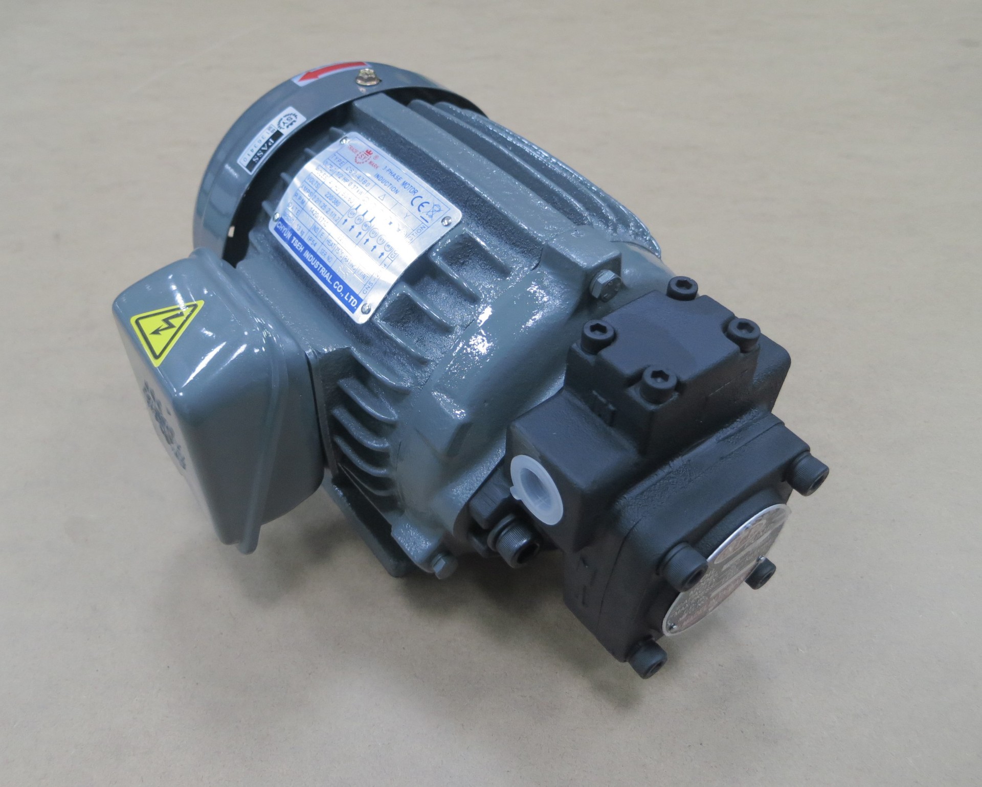 台湾nlp油泵 低噪音油泵 大吸力油泵 油冷机油泵top320hb厂家直销