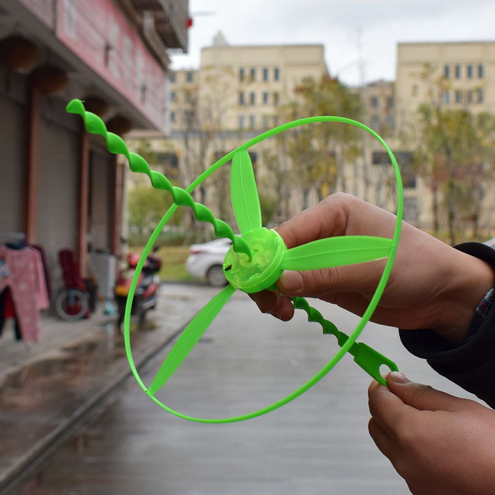 旋转发光手推电光飞碟飞天仙子儿童飞盘飞旋竹蜻蜓户外经典玩具