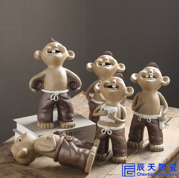 大耳朵原始人陶艺泥塑 客厅书房装饰摆件粗陶小泥人 创意茶宠