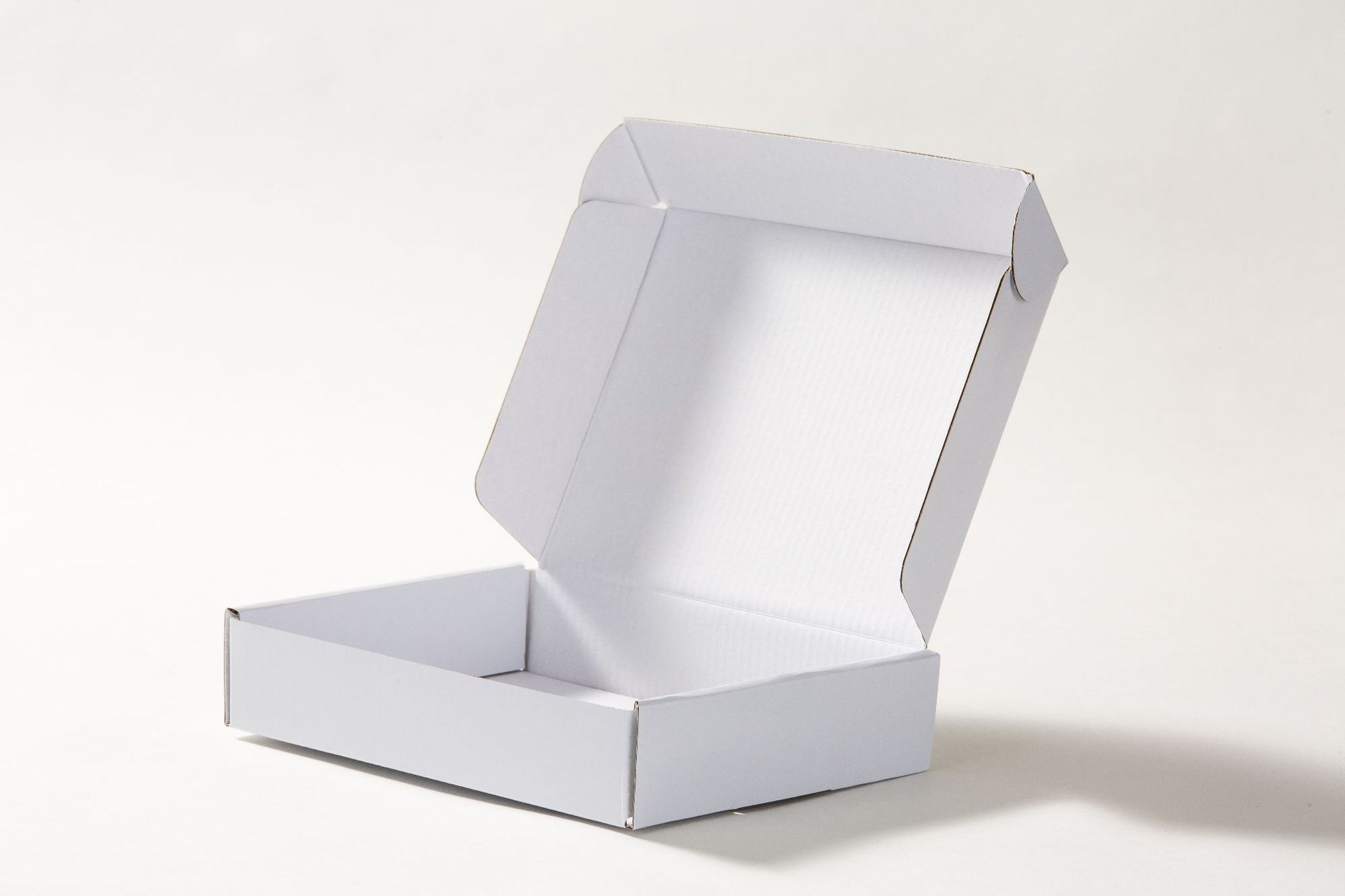 特硬白卡白色现货飞机盒小号迷你飞机盒 正方形包装盒 白色礼品盒