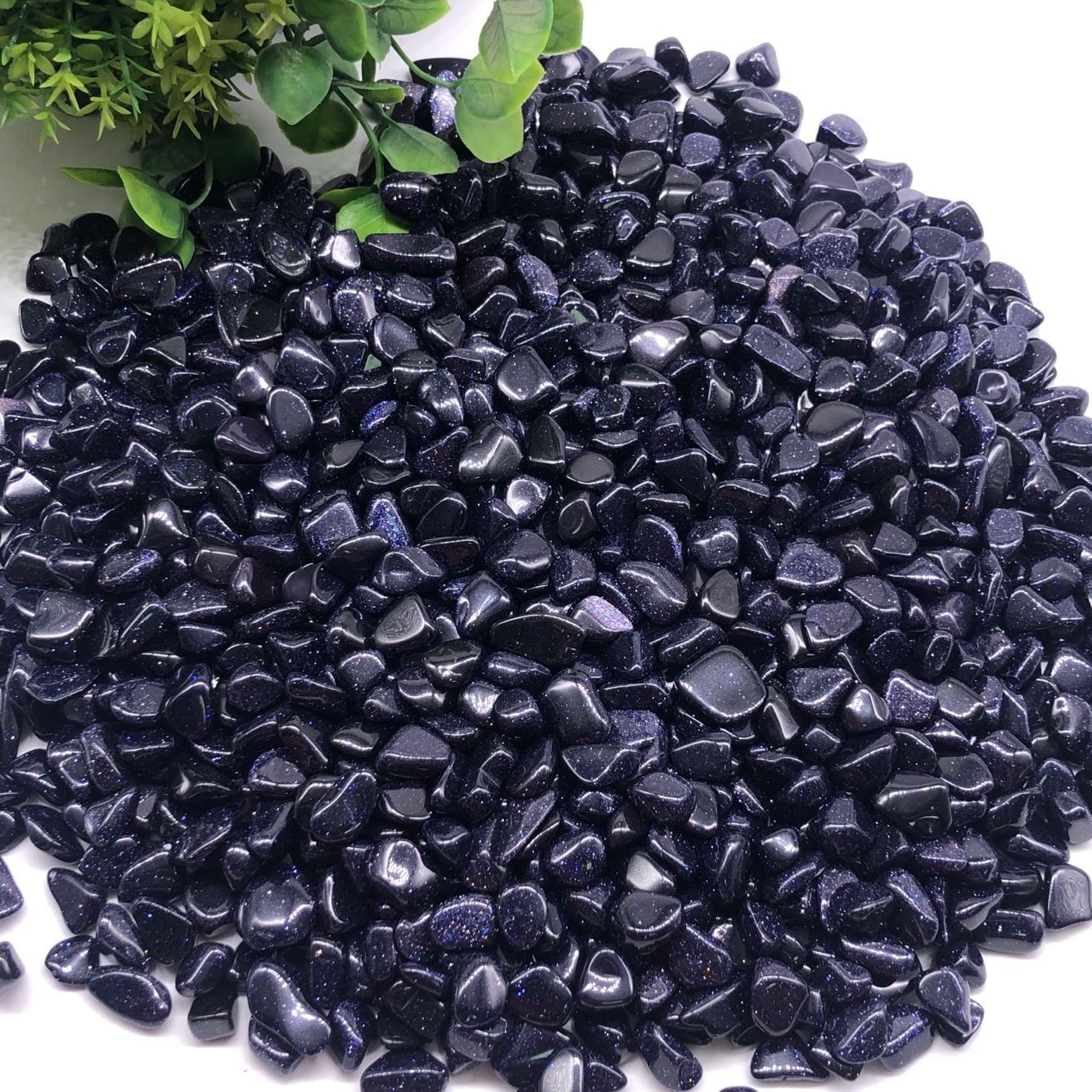 各种天然消磁水晶碎石紫黄红玛瑙碧玺碎石白水晶碎石蓝金沙批发