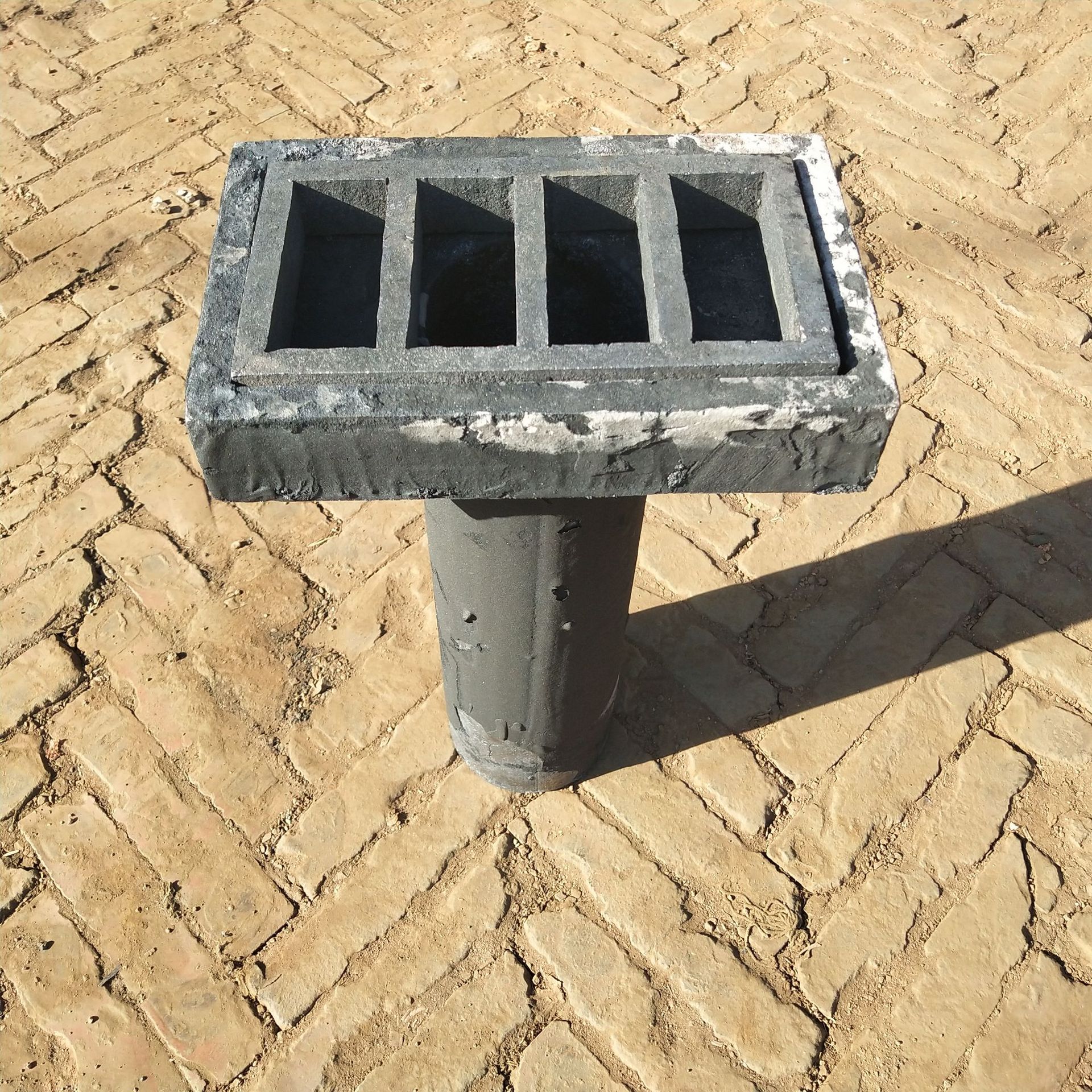 厂家直销 桥梁铸铁泄水管 方头圆管铸铁泄水管 矩形泄水管