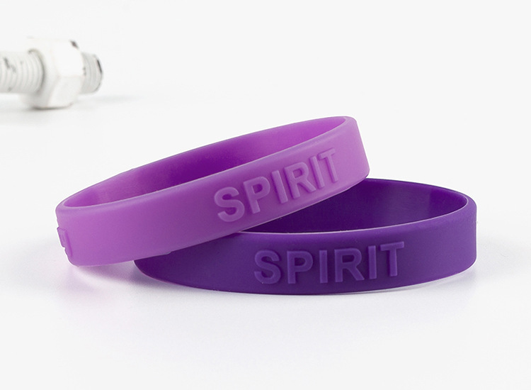 不抱怨的世界紫手环 硅胶手环 男女手环 不抱怨紫手环 手腕带带卡