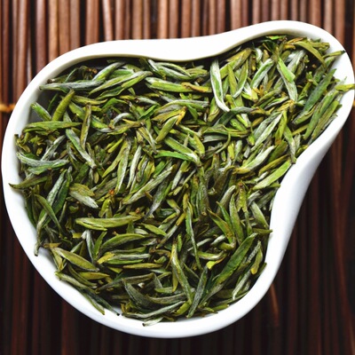 2018绿茶 明前头采茶 峨眉山雪芽 秀芽 银针 毛尖茶 鲜爽回甘
