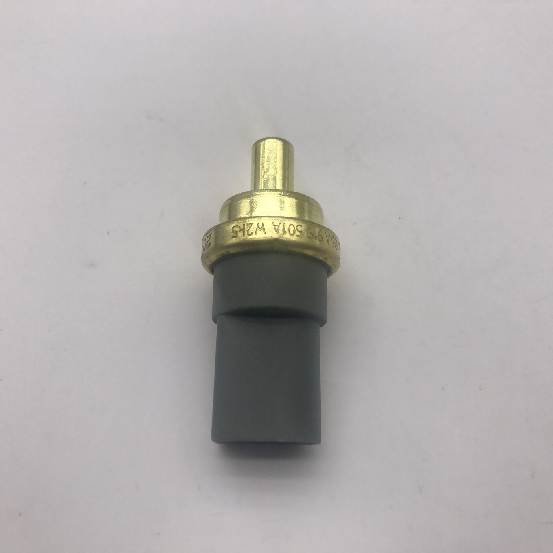 适用奥迪a6l a4l q5 迈腾 水温传感器 水温感应塞 06a 919 501 a