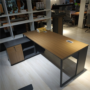 广东派格灵动办公家具主管桌现代简约老板办公桌经理室大班台