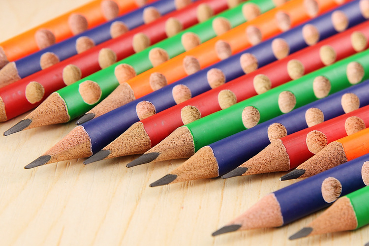 小学生三角杆写字洞洞笔纠正握笔 12支盒装素描hb铅笔批发