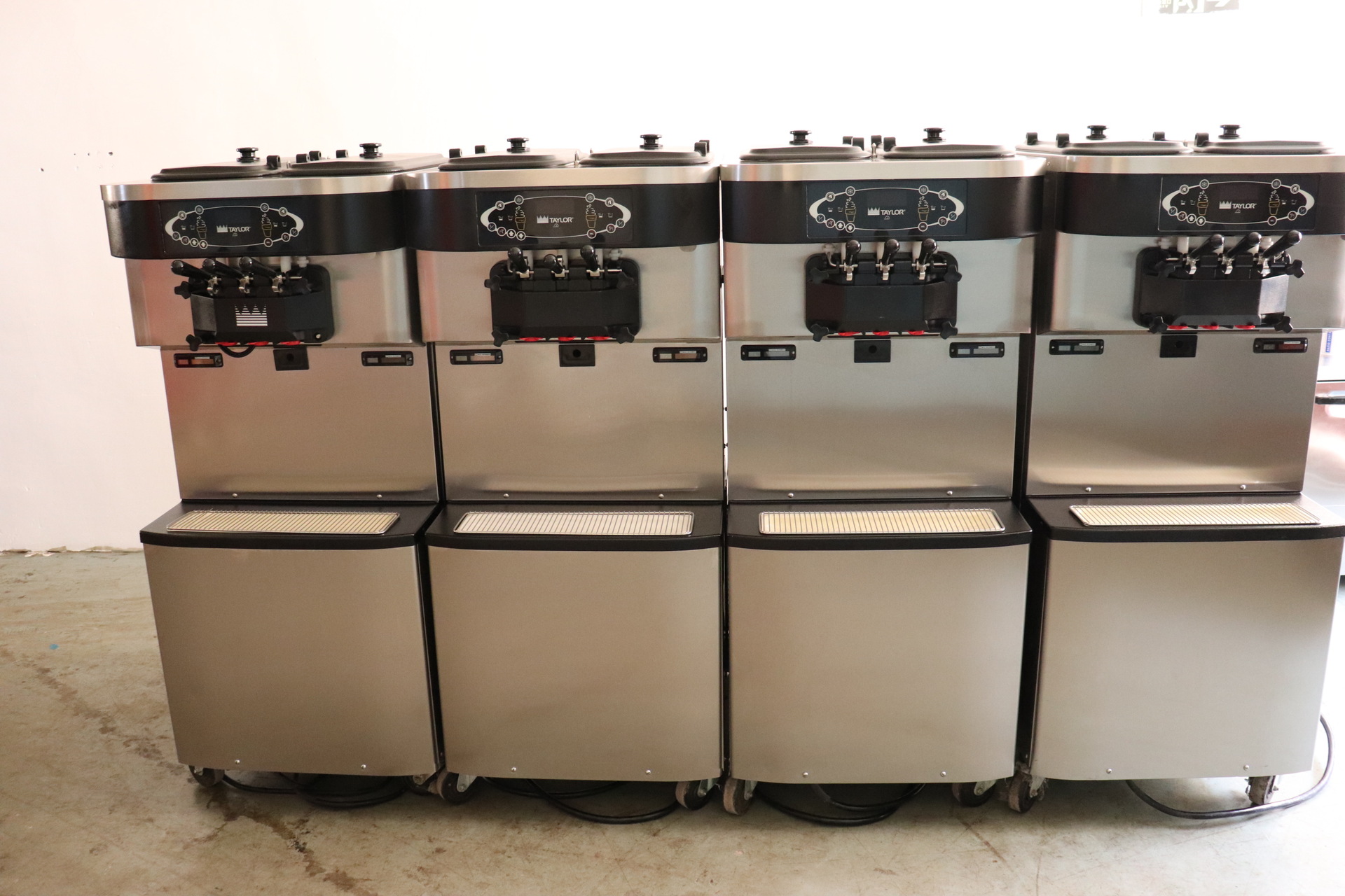 日世9426wec冰淇淋机nissei二手日世冰淇淋二手泰勒冰淇淋机