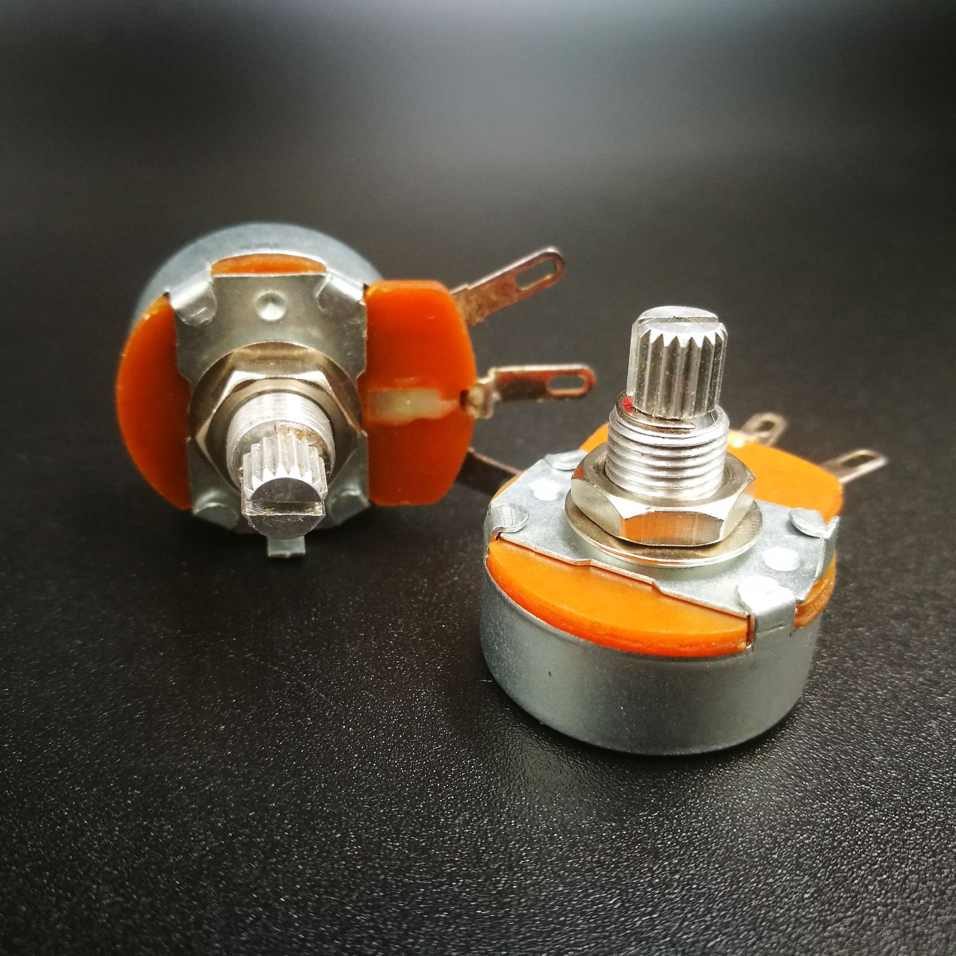 2kΩ可调电位器 线绕电位器 3w5w旋转电位器