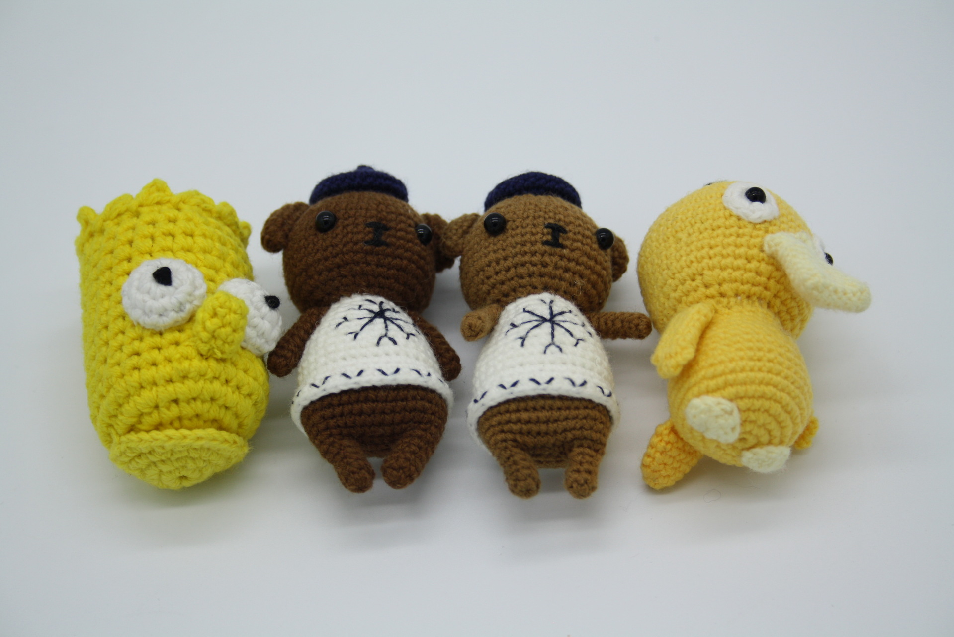 毛线针织公仔 手工编织玩偶 毛线编织钥匙链 迷你玩偶