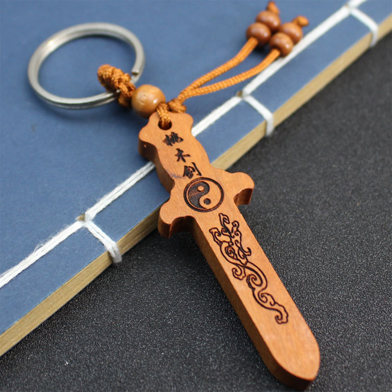 厂家批发汽车钥匙扣桃木挂件随身桃木剑木雕工艺品2元10元店货源