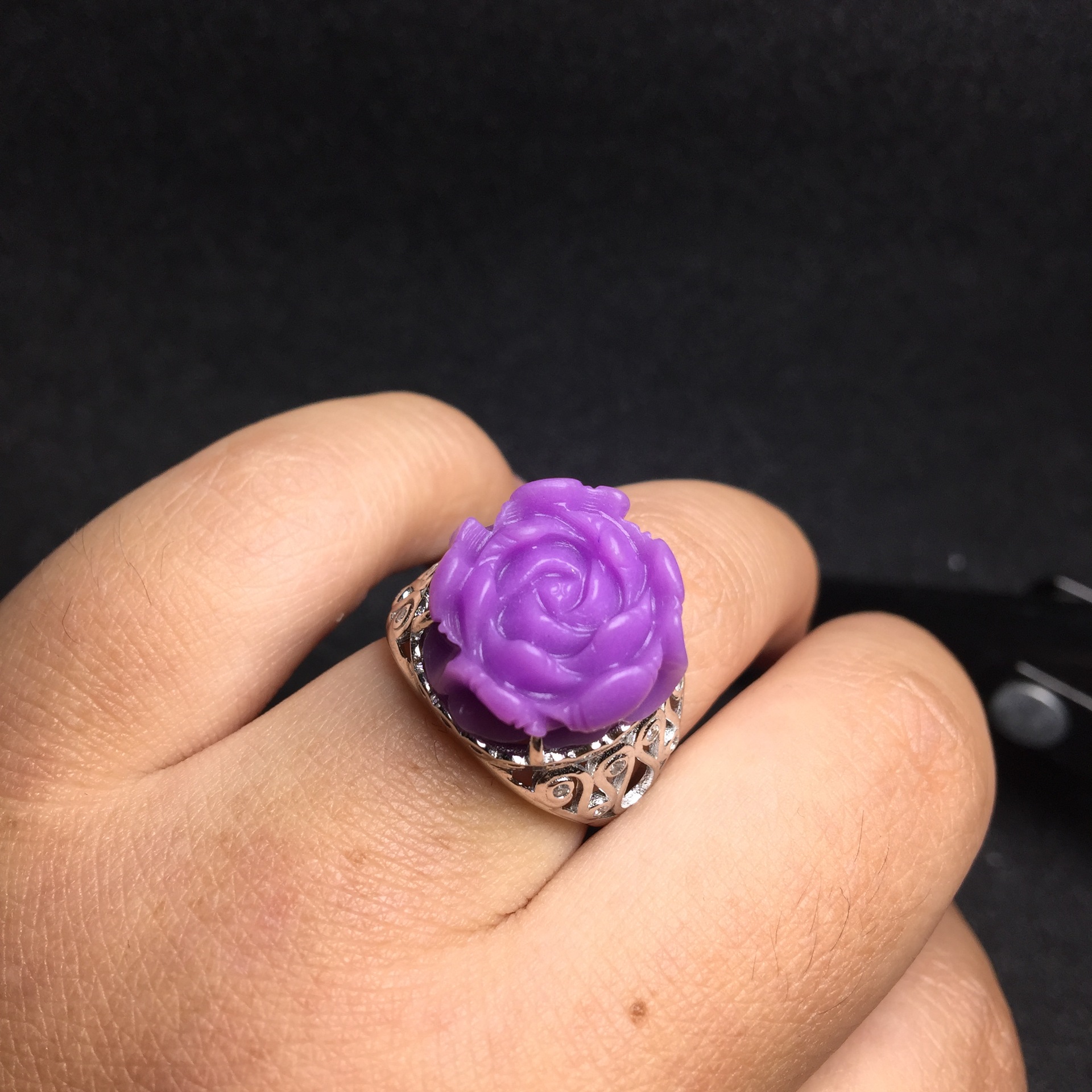 彩宝首饰 925银镶嵌天然紫云母戒指 款式新颖简单独特