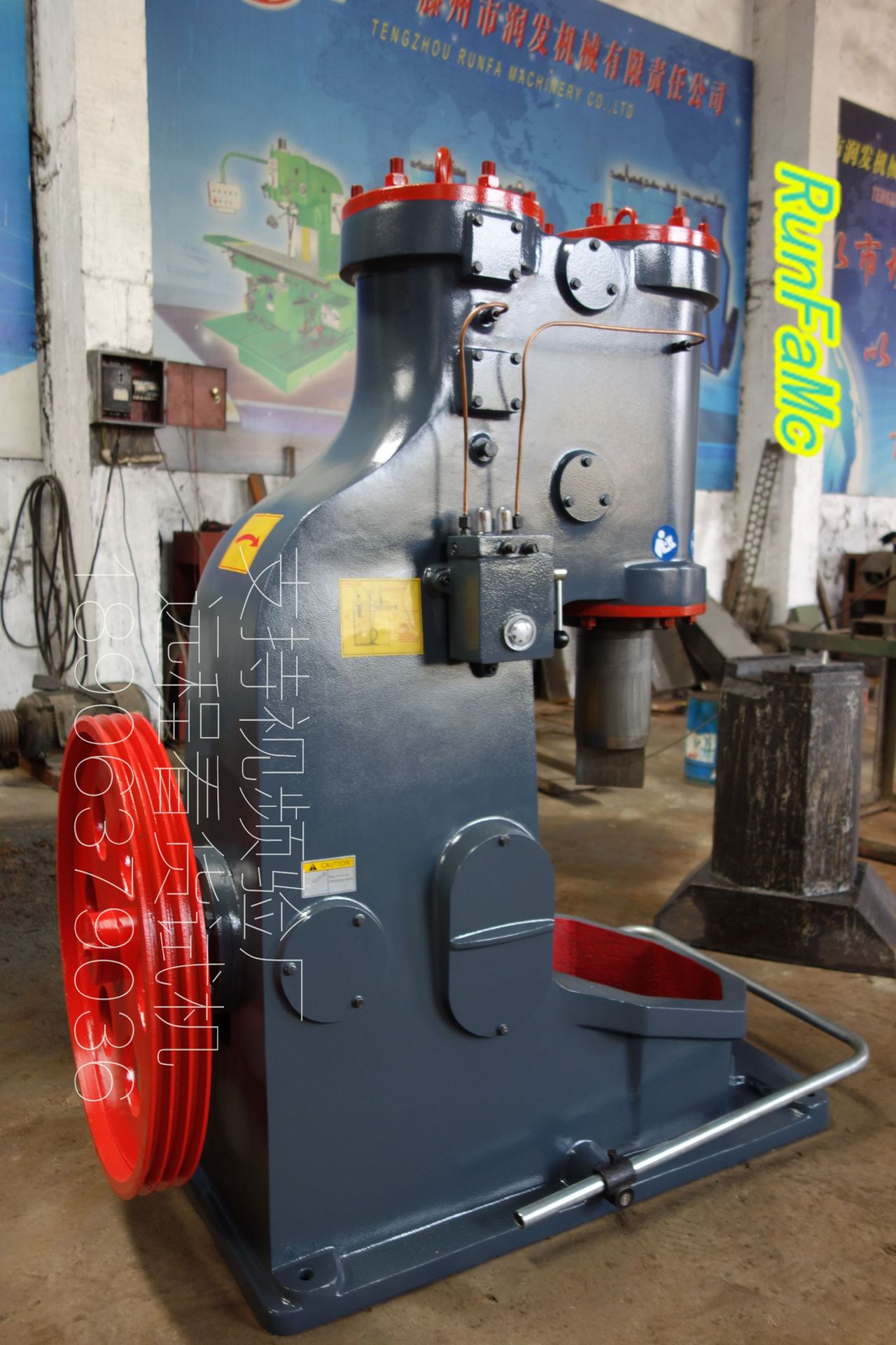 空气锤厂家电动打铁锤16公斤25公斤150公斤铁匠锤农具锻打连体锤