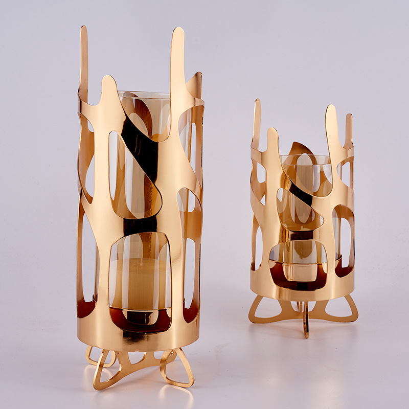 厂家批发欧式镂空铁艺烛台家居金属工艺品烛台家用装饰烛台摆件