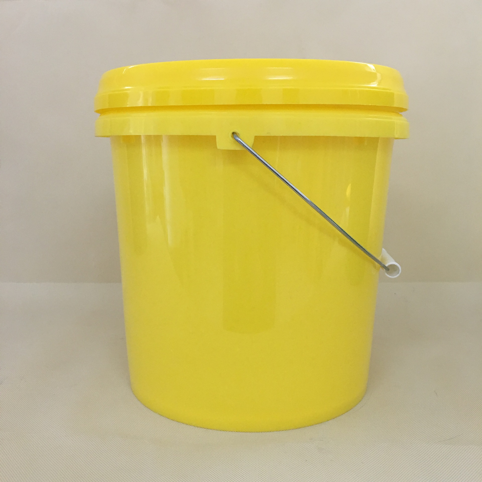 10l塑料桶img_6399
