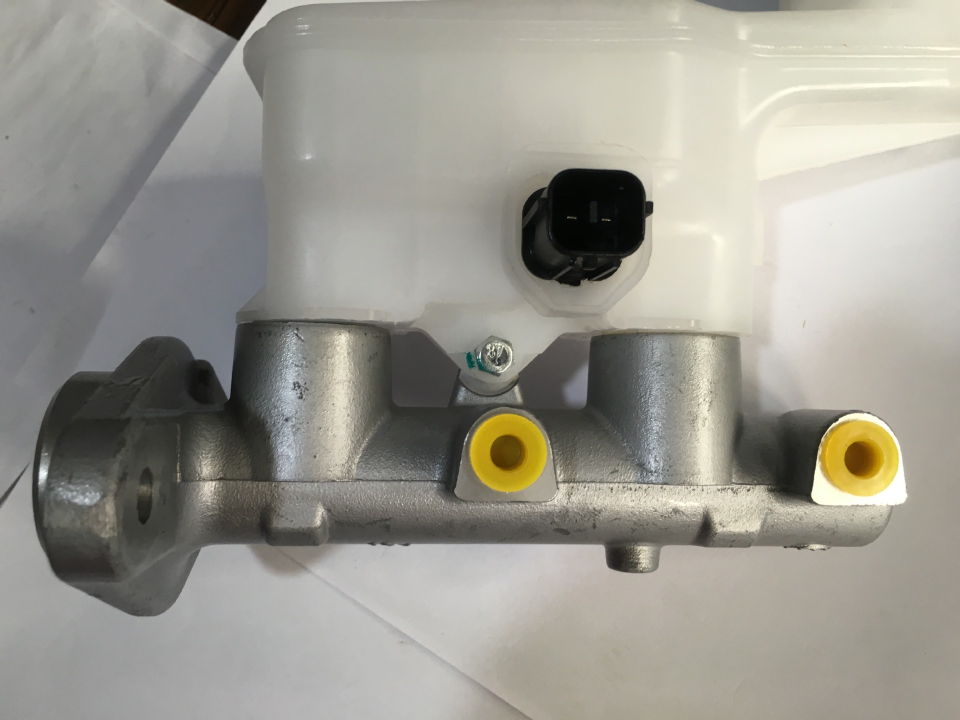 厂家直销 飞度(05-08款)思迪制动总泵 液压制动总泵 配套品质