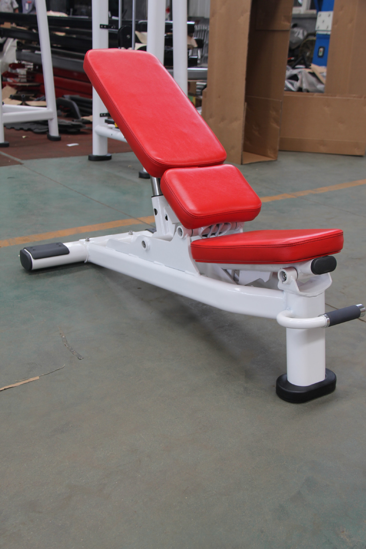 平凳 可调节哑铃椅 哑铃凳 平凳卧推椅 健身房用家用 热卖中